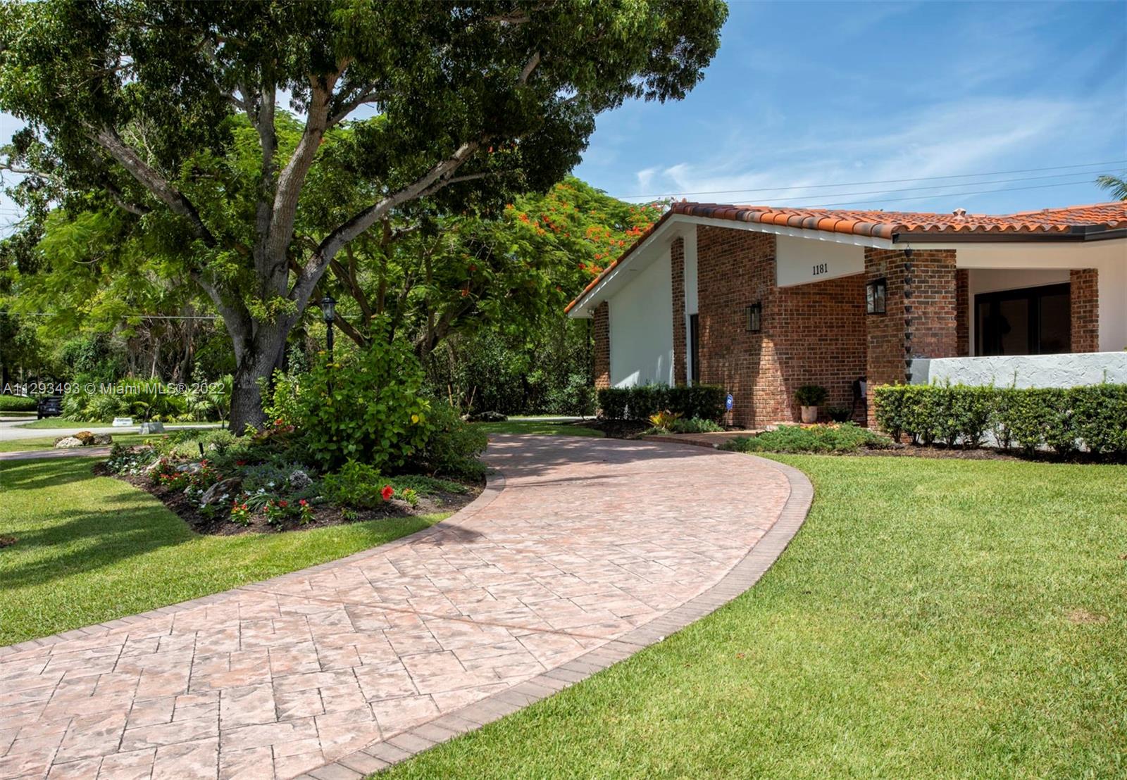 CORAL BAY SEC B - Residential Lease