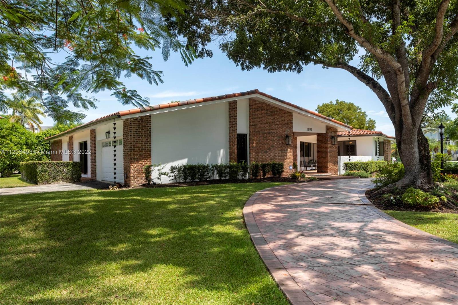 CORAL BAY SEC B - Residential Lease
