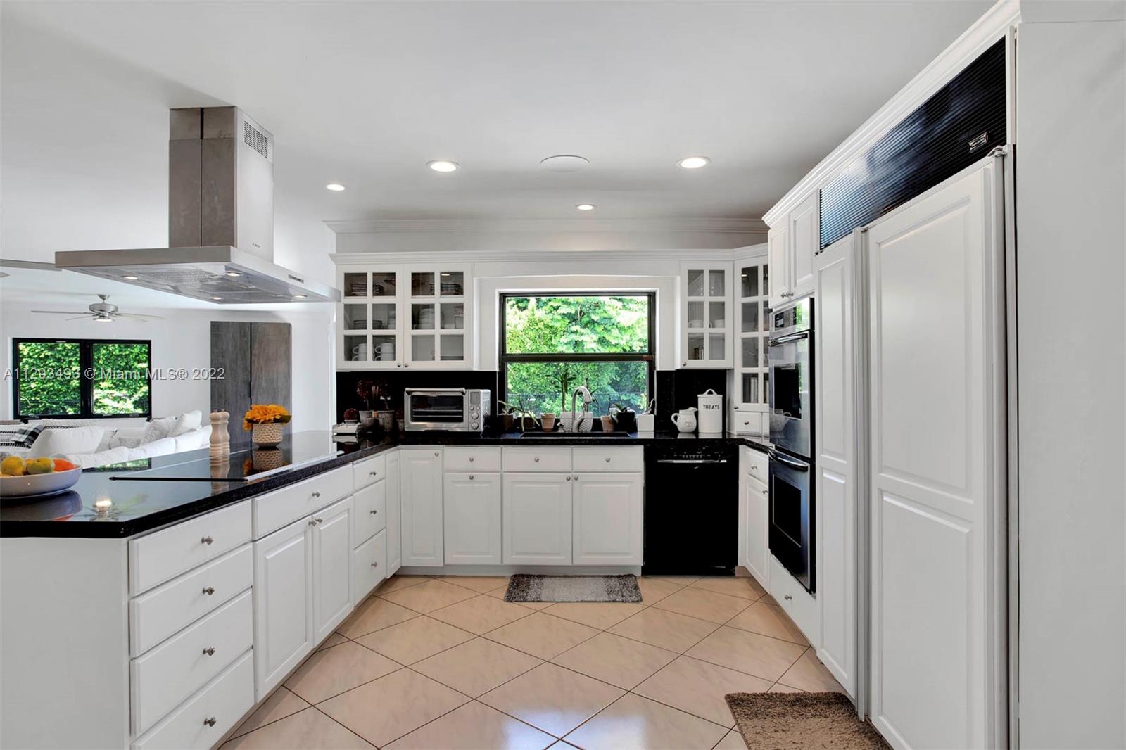 CORAL BAY SEC B - Residential Lease