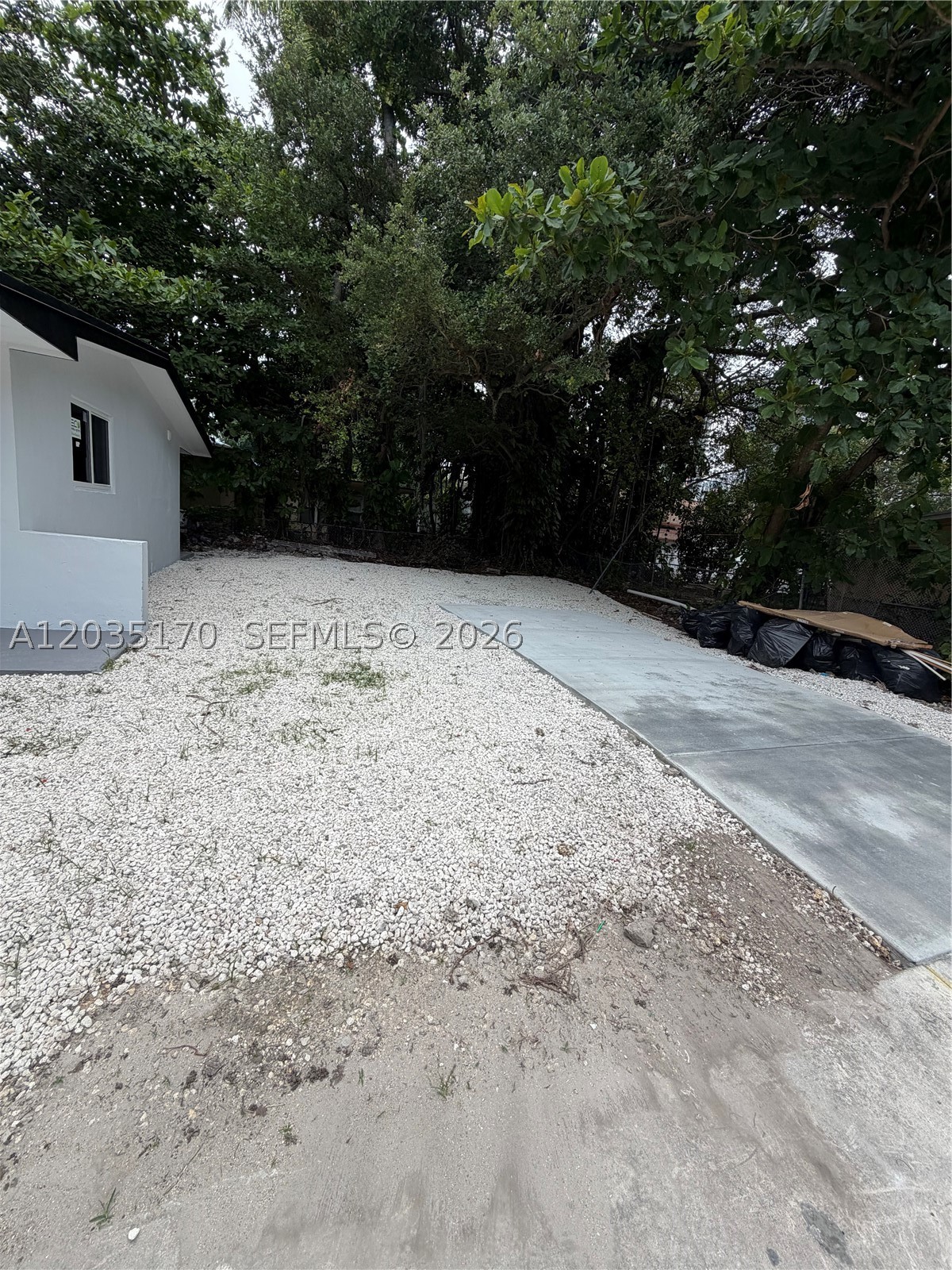 FROW HOMESTEAD - Residential Lease