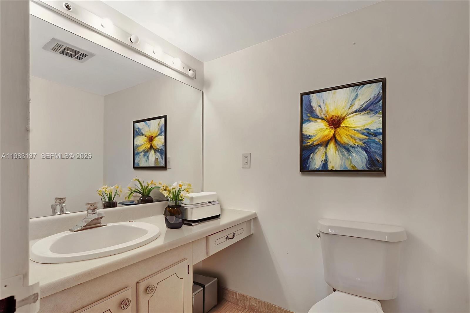 BONAVIDA CONDO - Residential