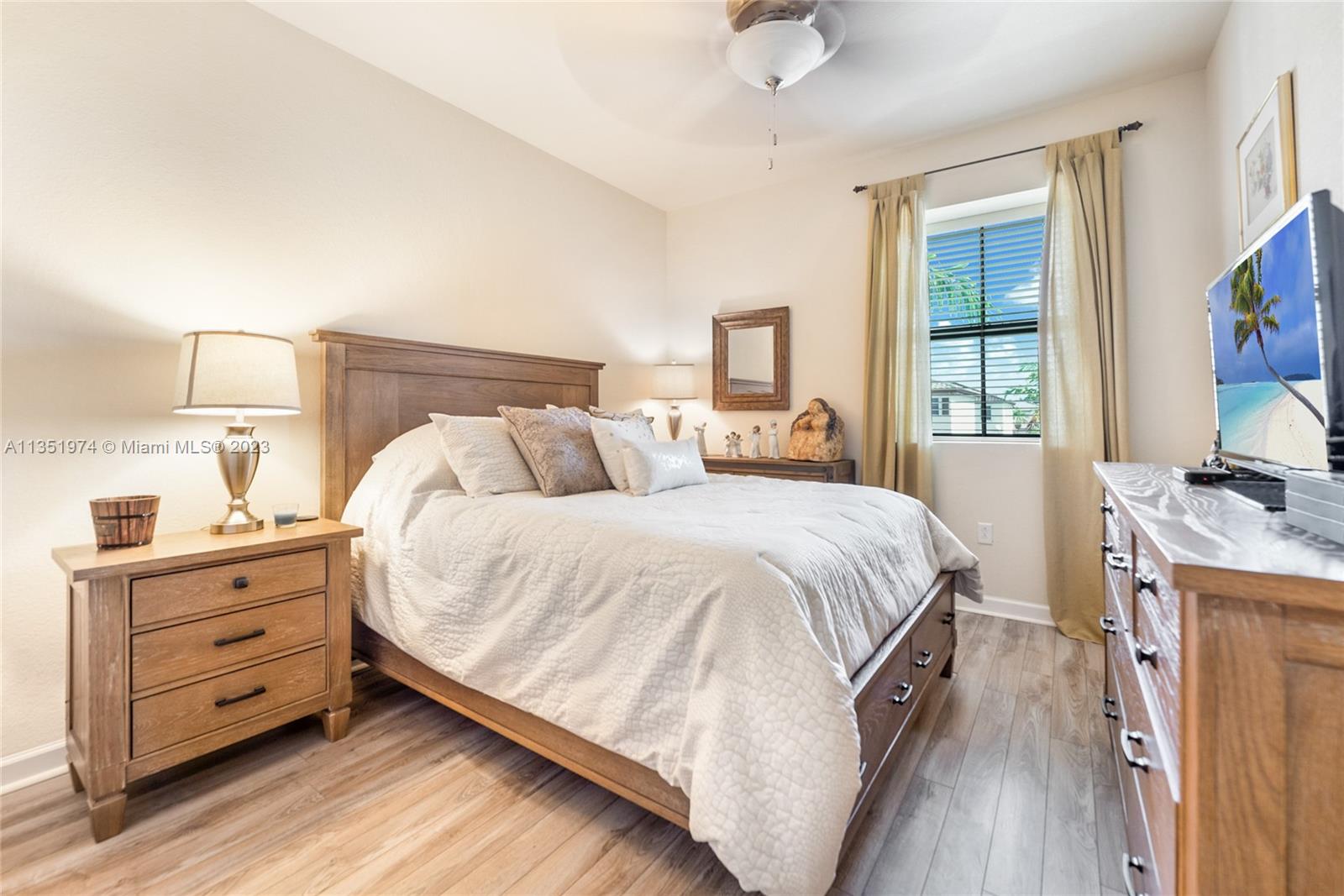 CAPRI AT OASIS - Residential