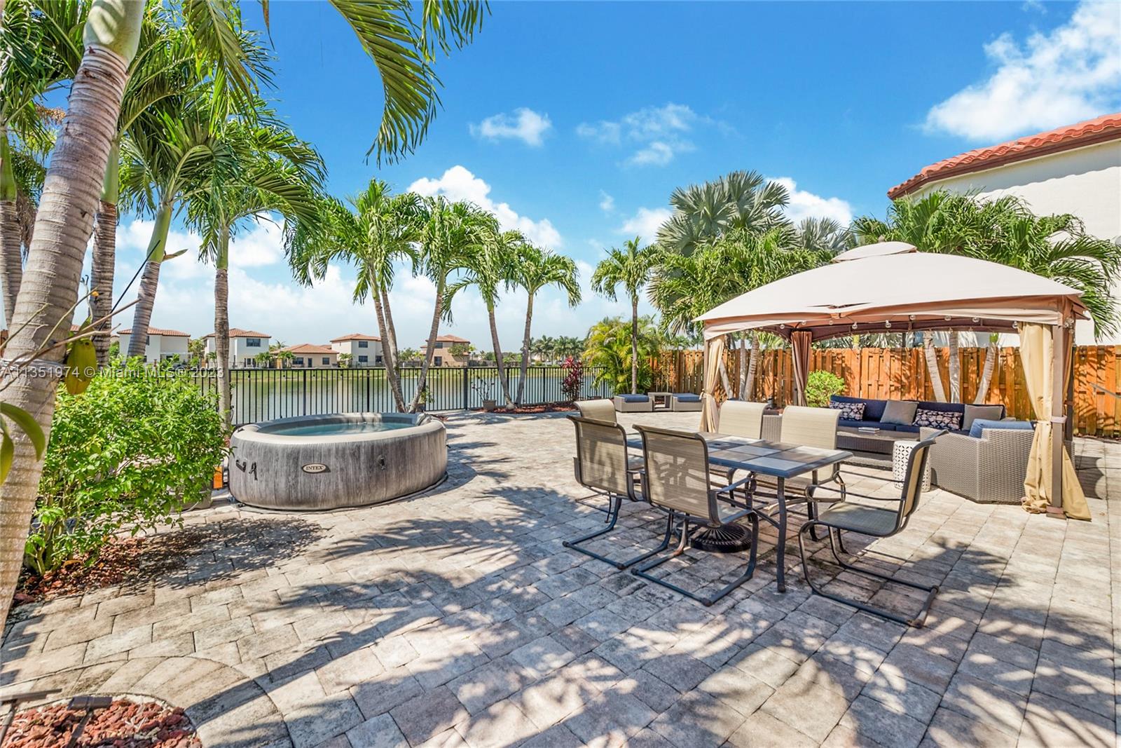 CAPRI AT OASIS - Residential