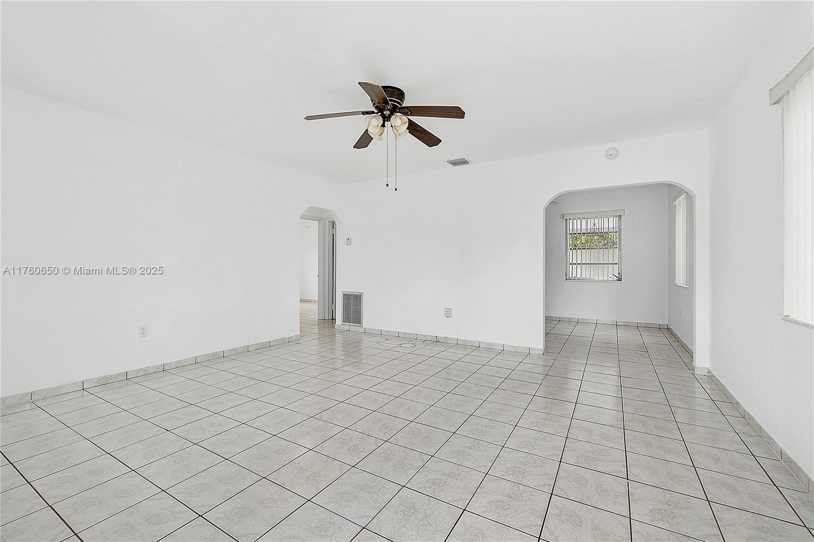 HIGHVIEW - Residential Lease