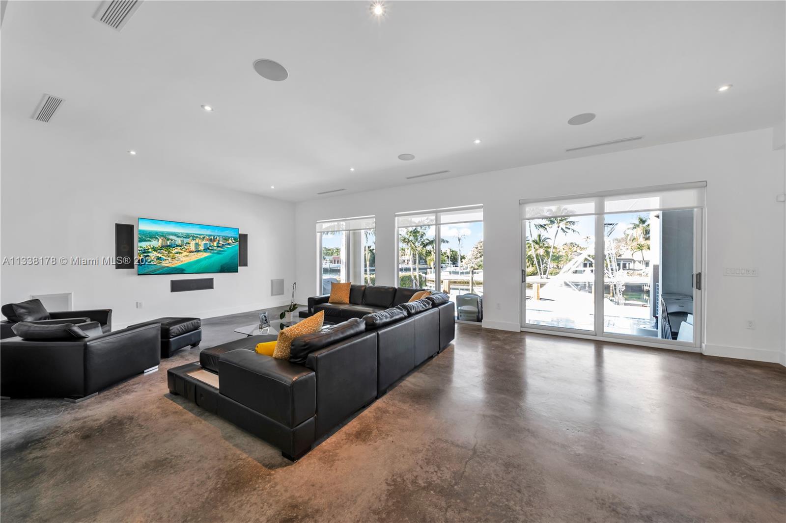 CORONADO HARBOR - Residential