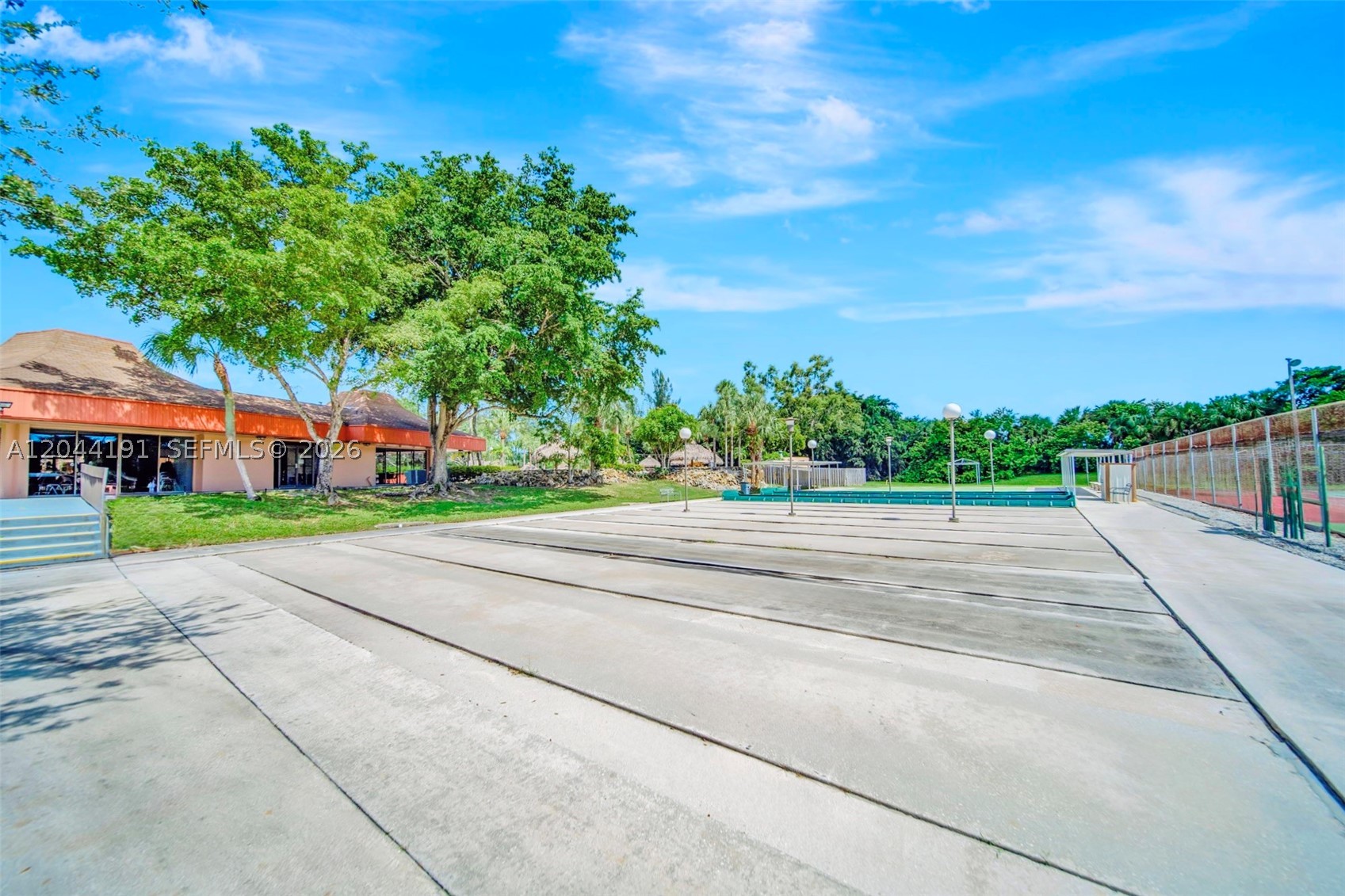 HOLIDAY SPRINGS VILLAGE 2 - Residential