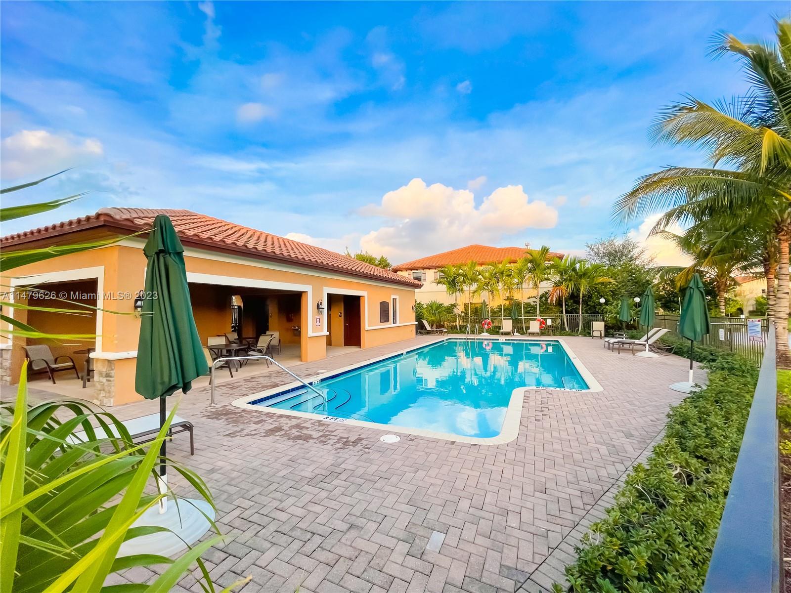 ASHTON PARC - Residential Lease