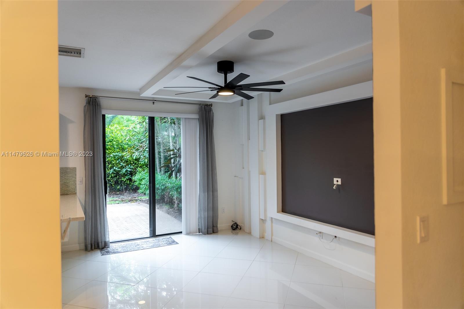 ASHTON PARC - Residential Lease
