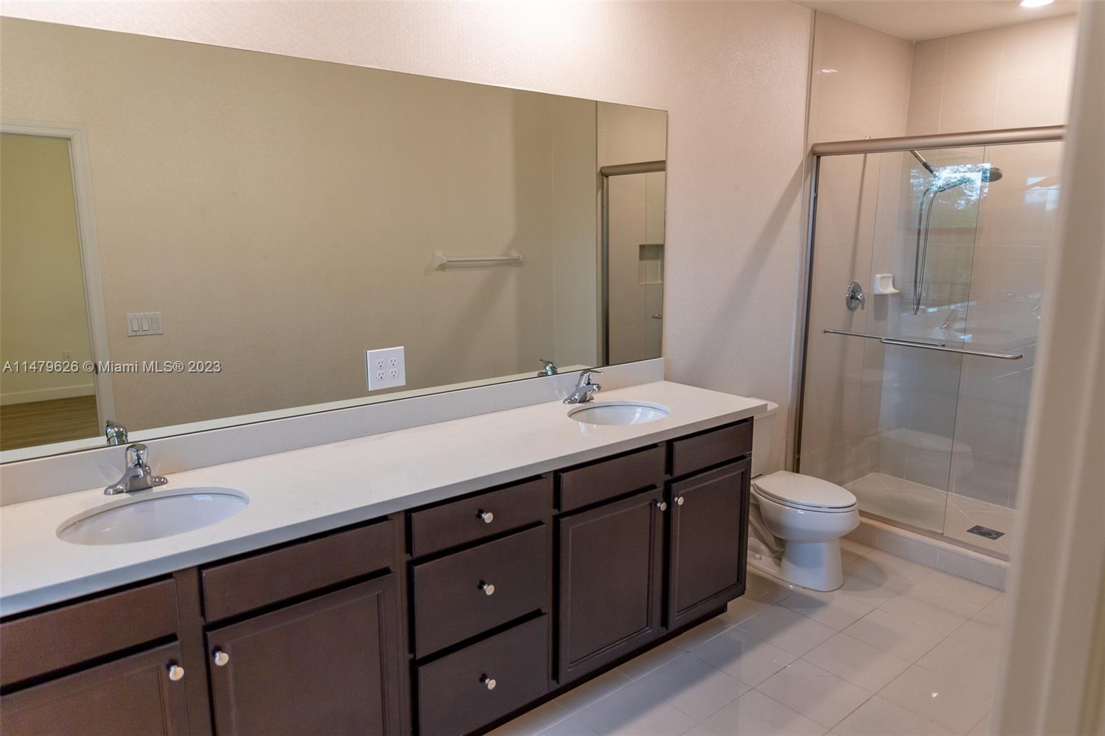 ASHTON PARC - Residential Lease
