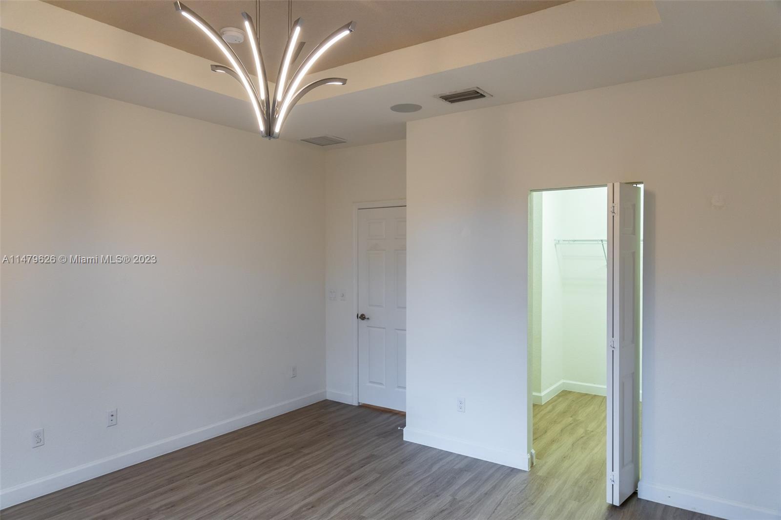 ASHTON PARC - Residential Lease