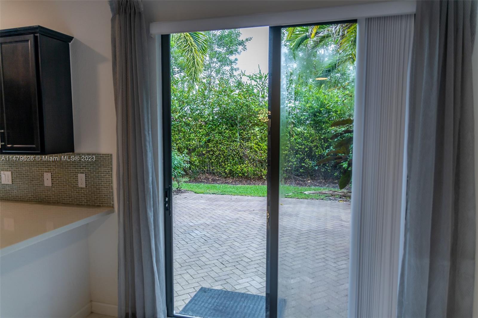 ASHTON PARC - Residential Lease