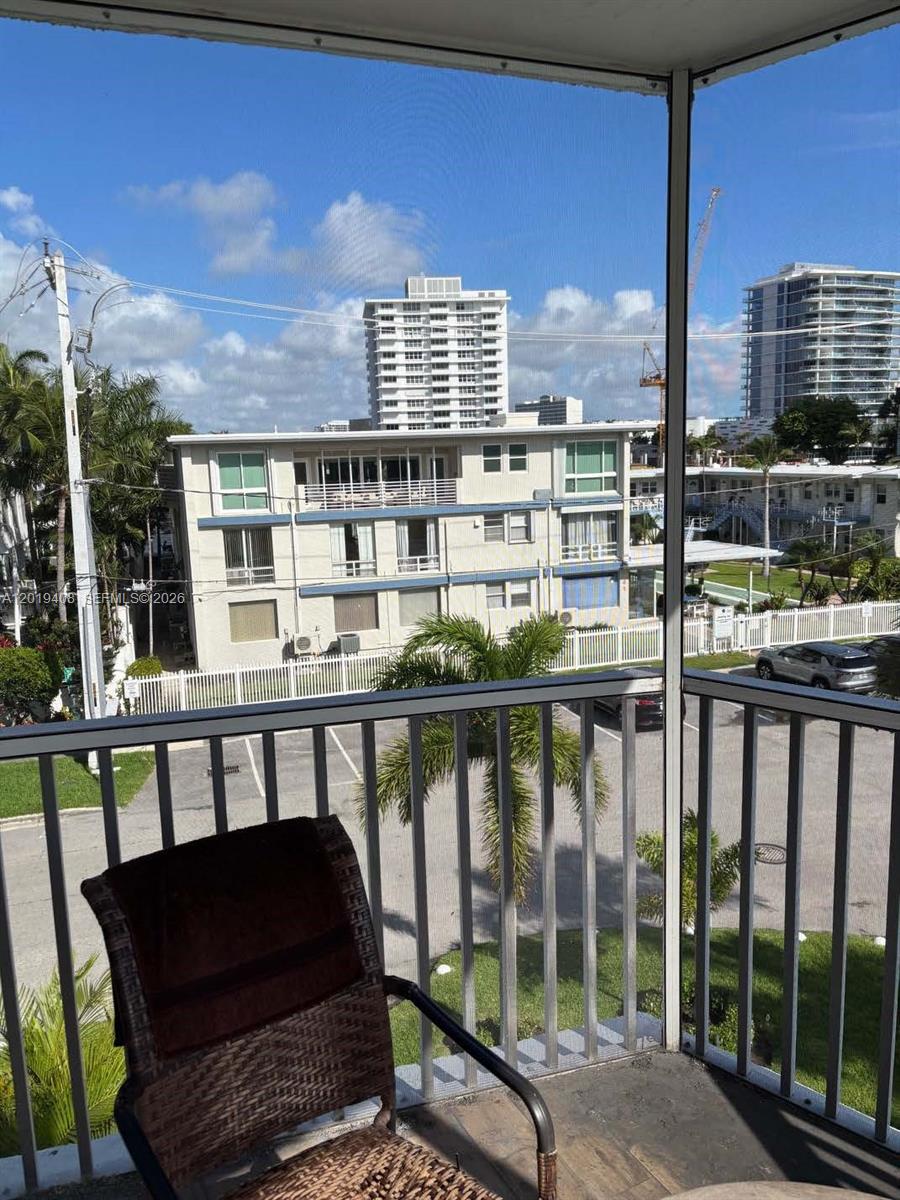 NAUTICAL TOWERS CONDO - Residential