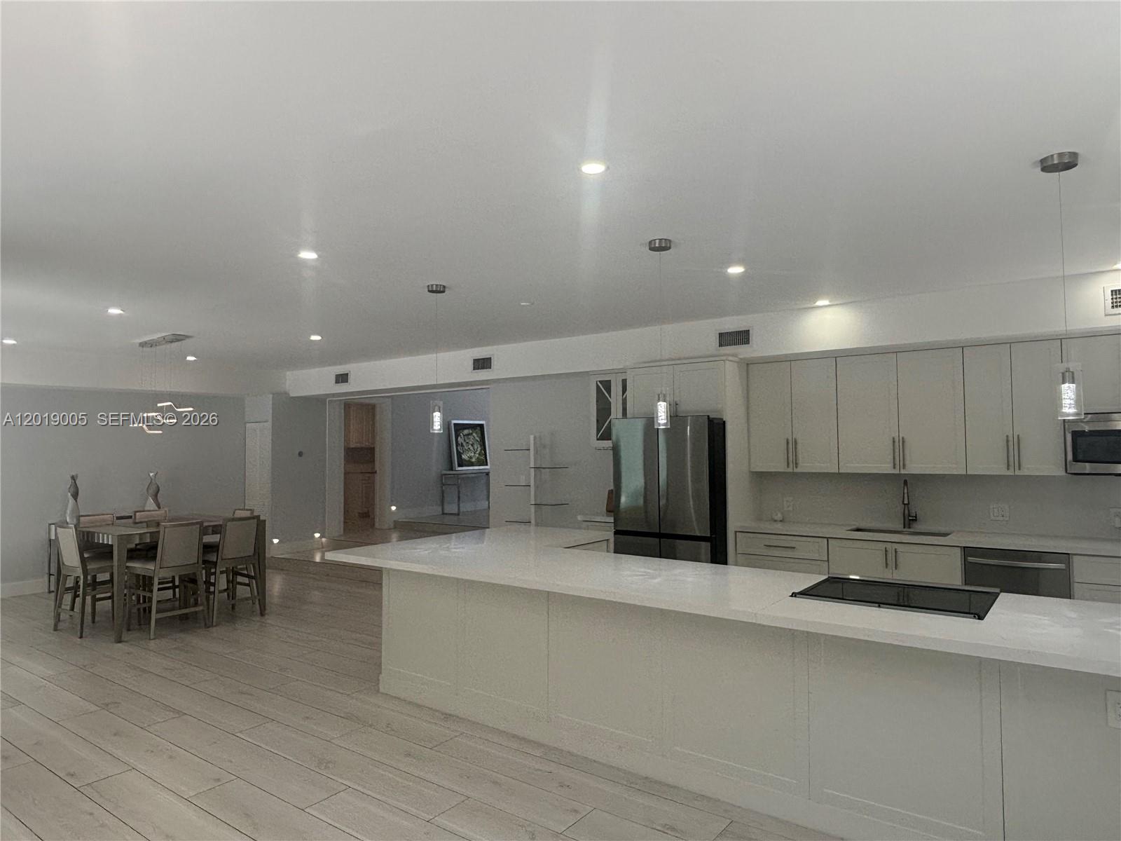 KINGS BAY SUB - Residential