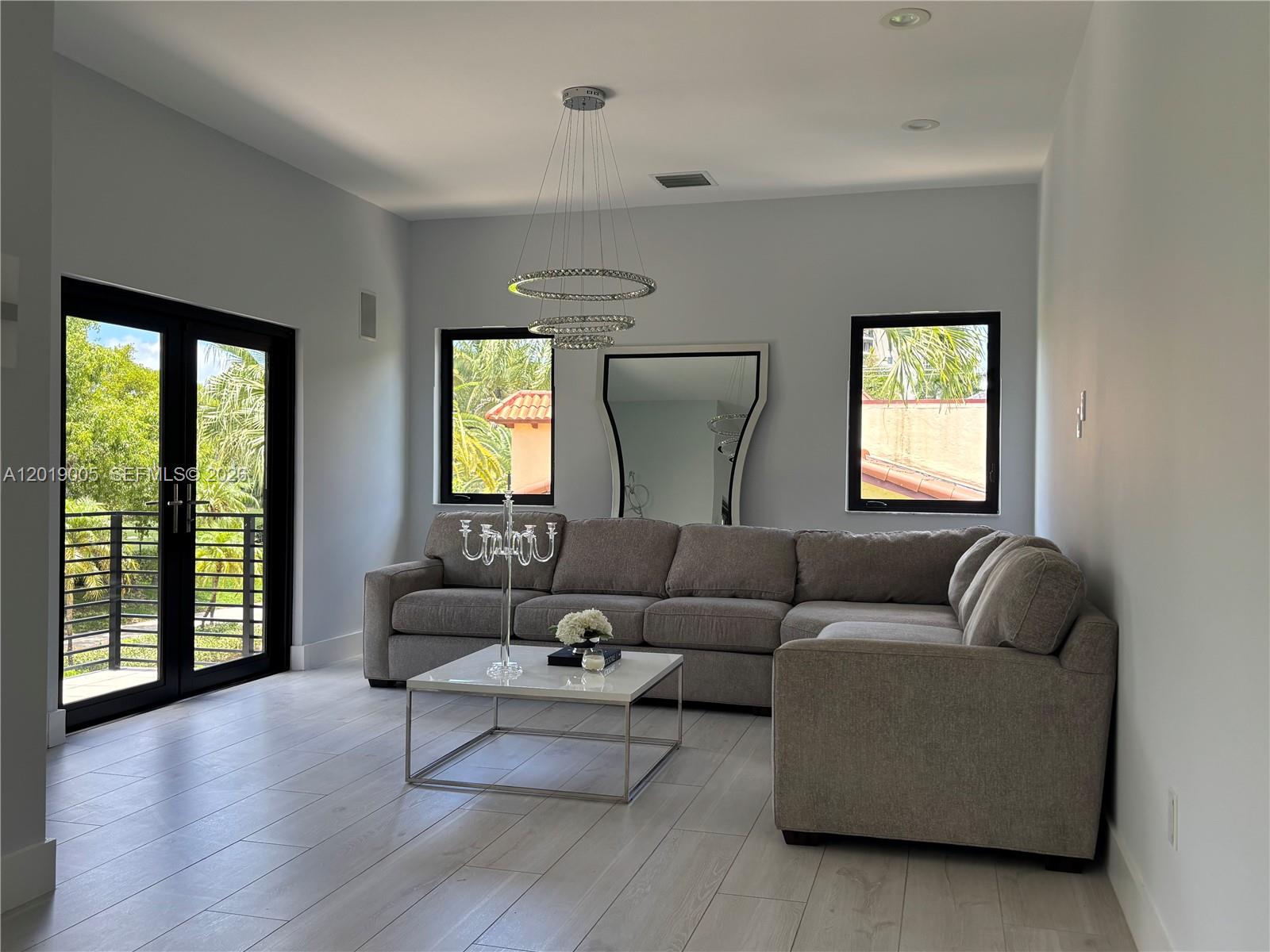 KINGS BAY SUB - Residential