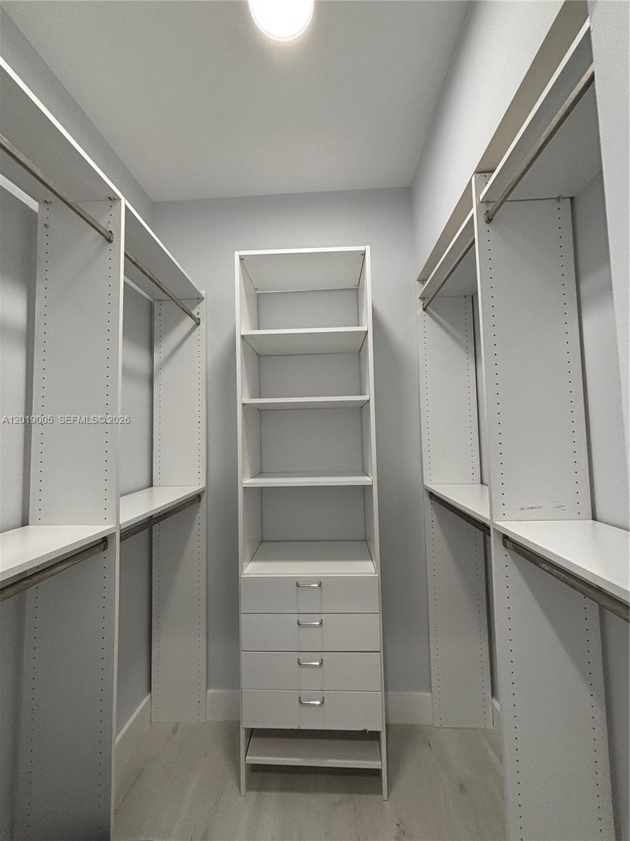 KINGS BAY SUB - Residential
