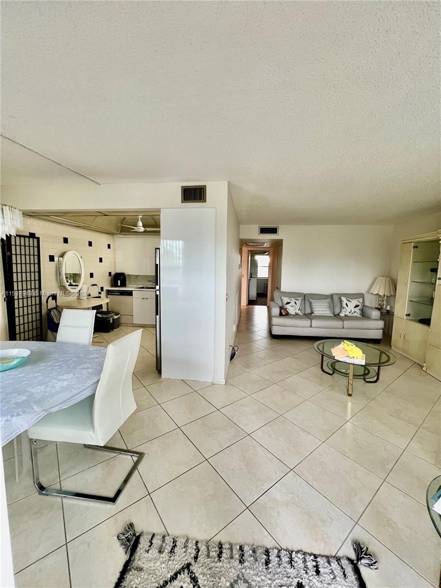 CENTURY VILLAGE - Residential Lease