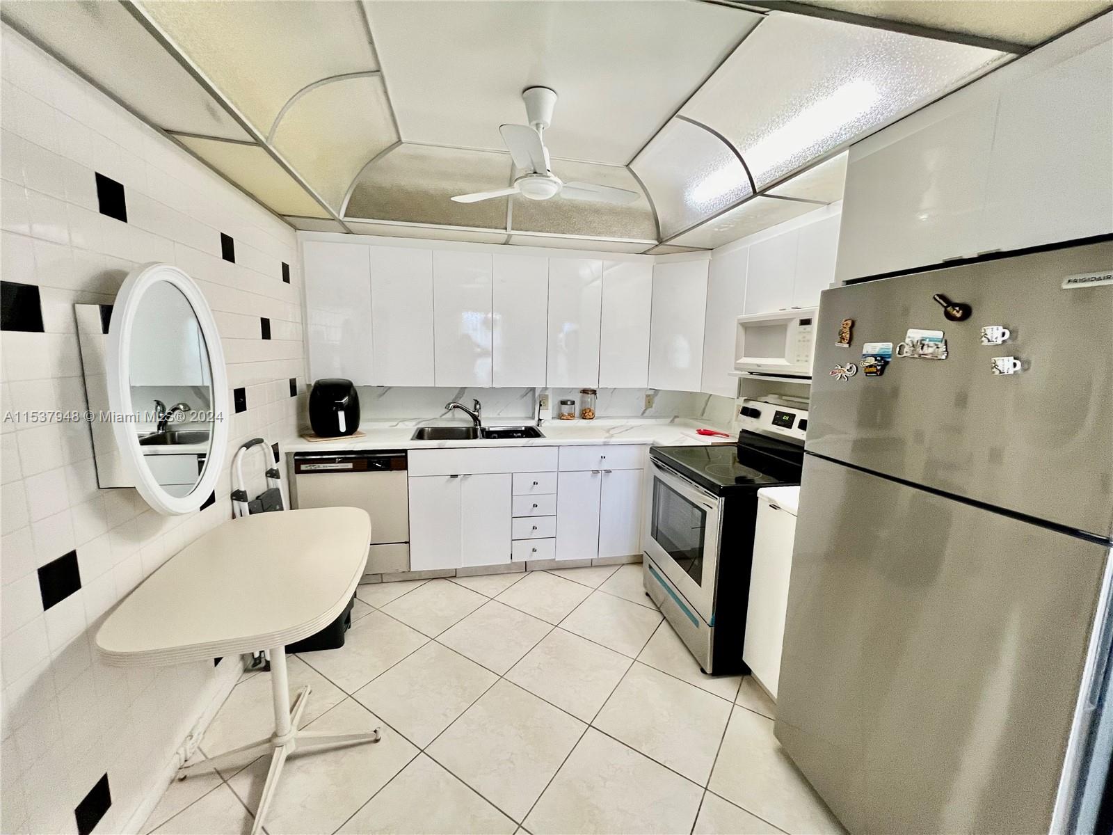 CENTURY VILLAGE - Residential Lease