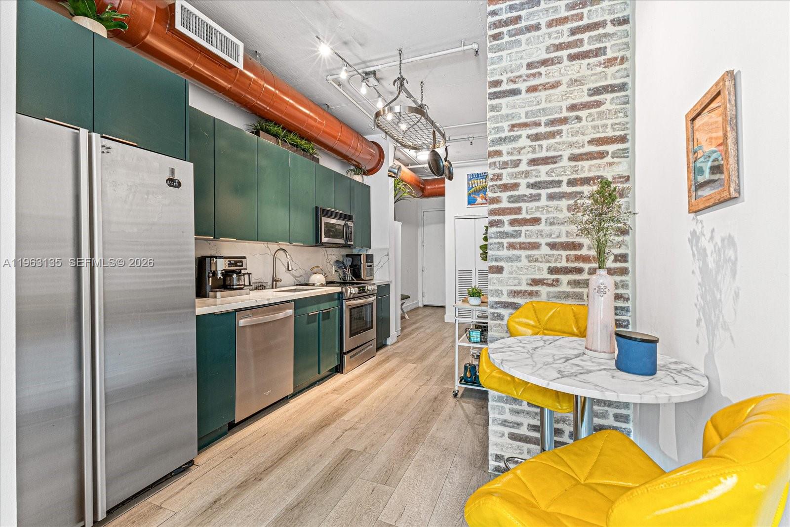 THE MONTCLAIR CONDO - Residential