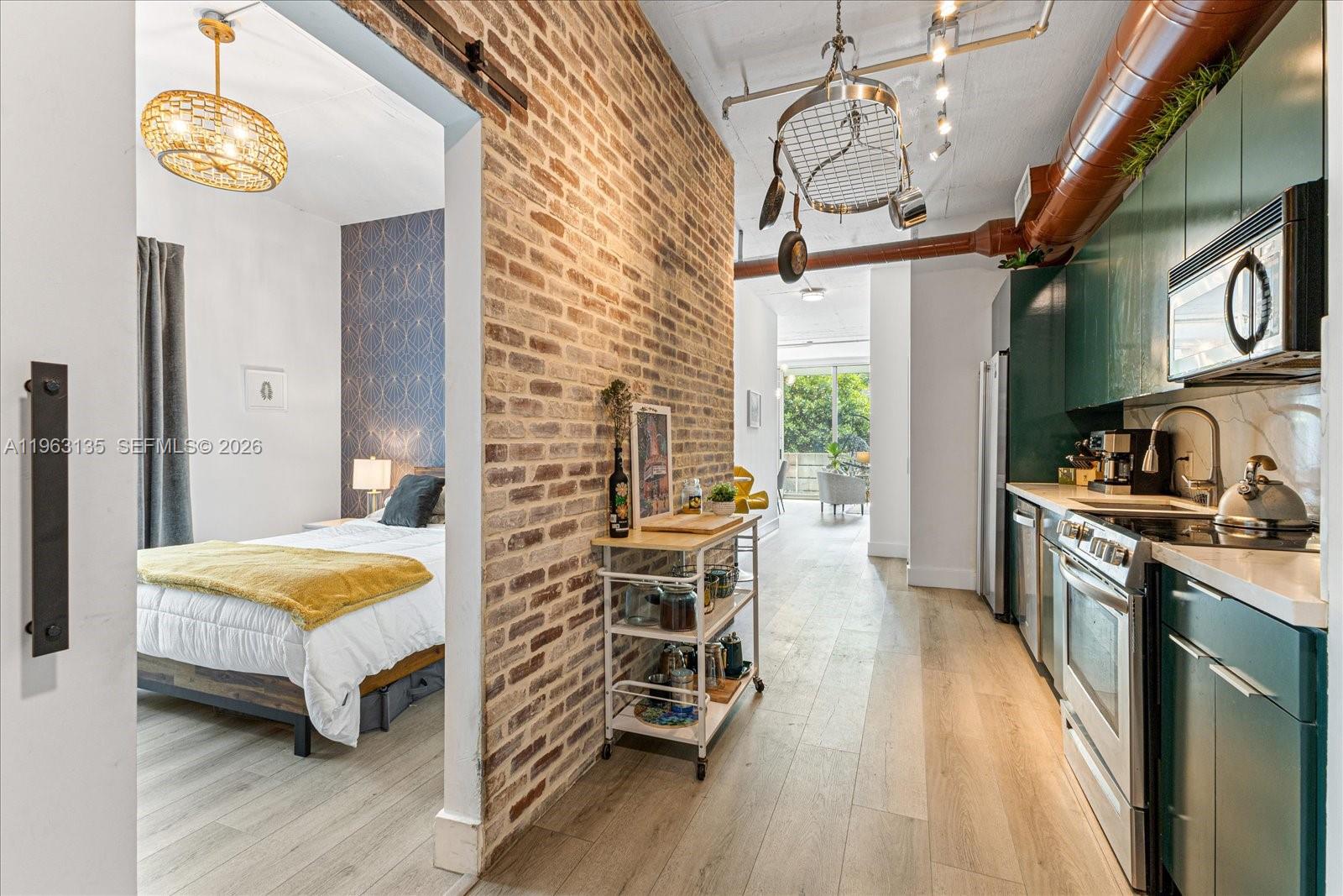 THE MONTCLAIR CONDO - Residential