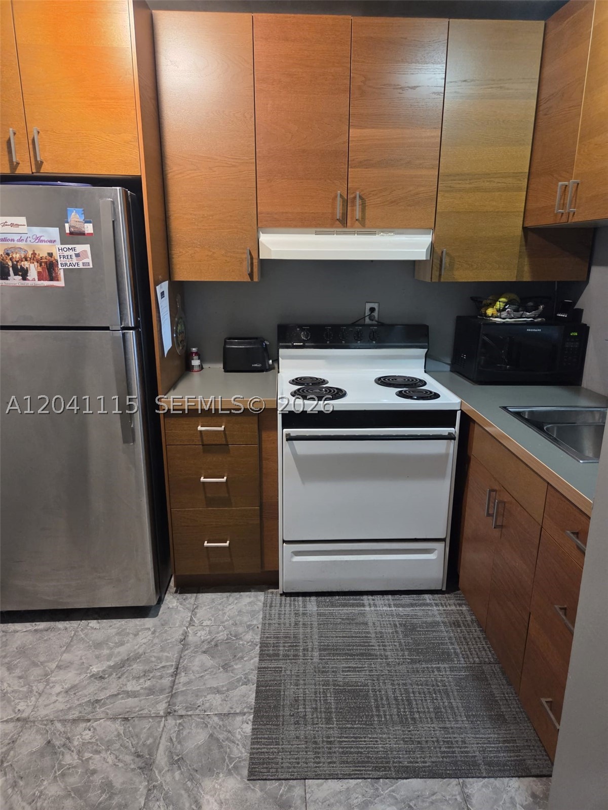 MONTECARLO CONDO - Residential