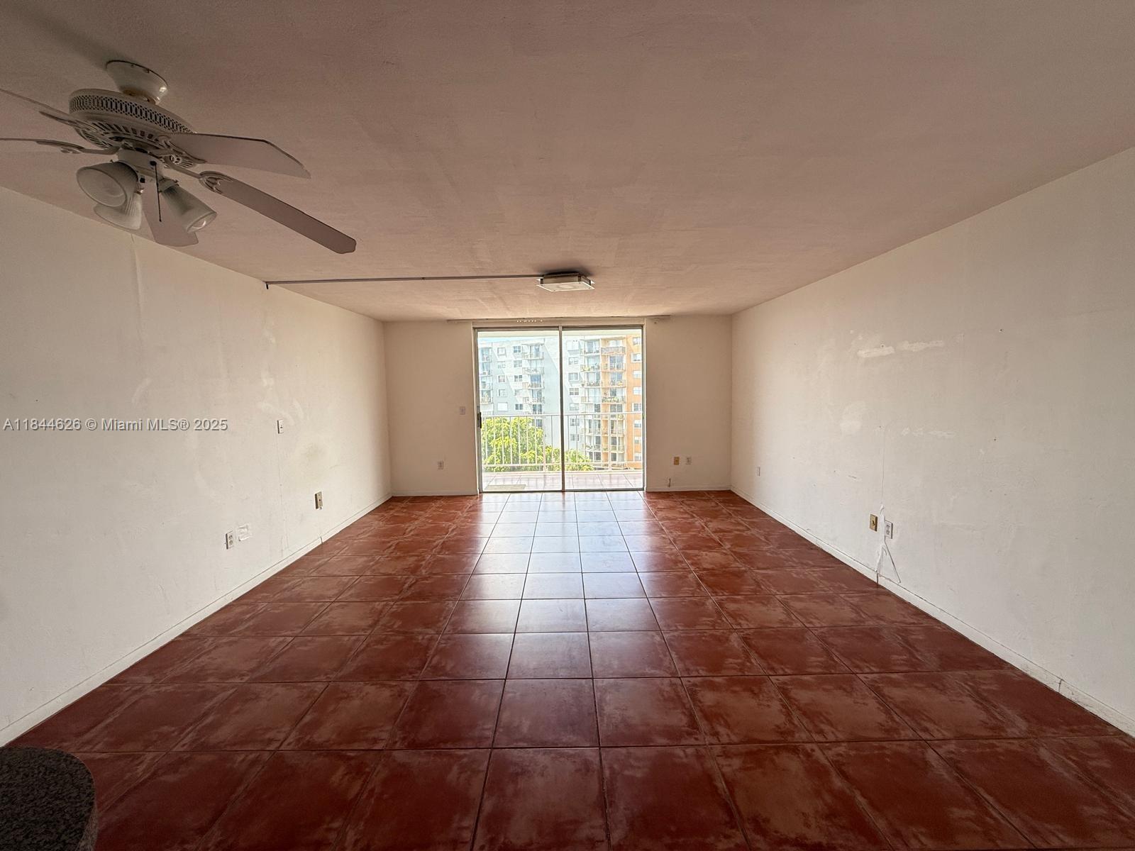 THREE HORIZONS NORTH COND - Residential Lease