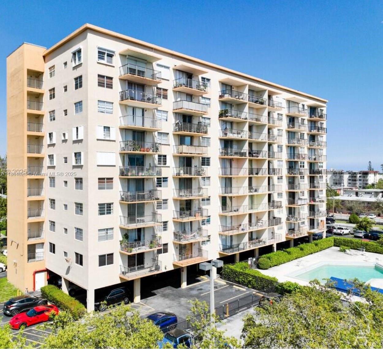 Reduced Reduced Large Studio at Three Horizons Condominium, North Miami
Bright and clean studio apartment located in the desirable Three Horizons Condominium in North Miami. This well-maintained unit offers a spacious layout, tile flooring throughout, and plenty of natural light. The property is in excellent condition and move-in ready.
The building features secure entry, assigned parking, on-site laundry, and a community pool. Conveniently located near schools, supermarkets, public transportation, and major highways. Just minutes from Biscayne Blvd, Bal Harbour, and the beach.
Perfect for a student or working professional seeking a centrally located and affordable rental.
Call or text agent