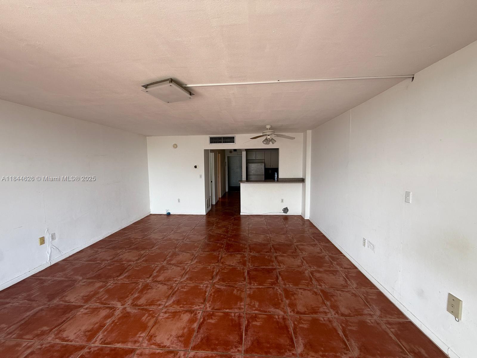 THREE HORIZONS NORTH COND - Residential Lease