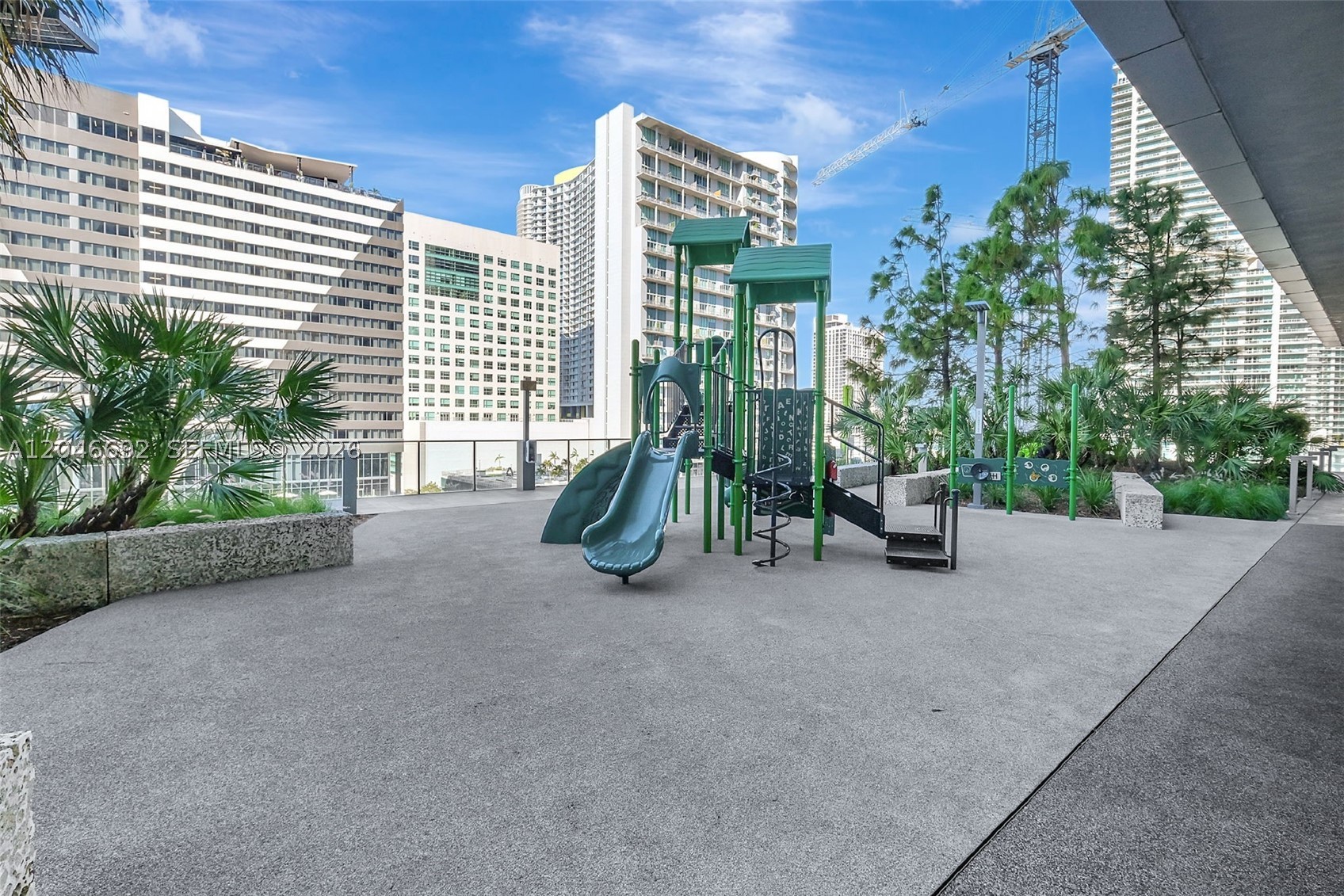 RISE CONDO - Residential