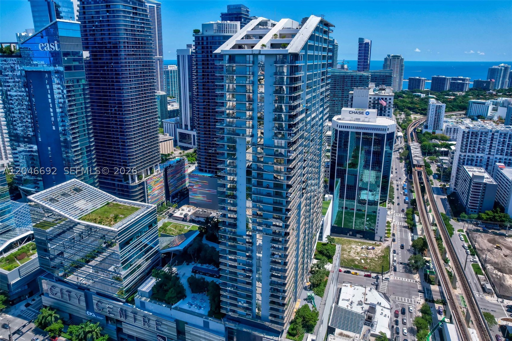 RISE CONDO - Residential
