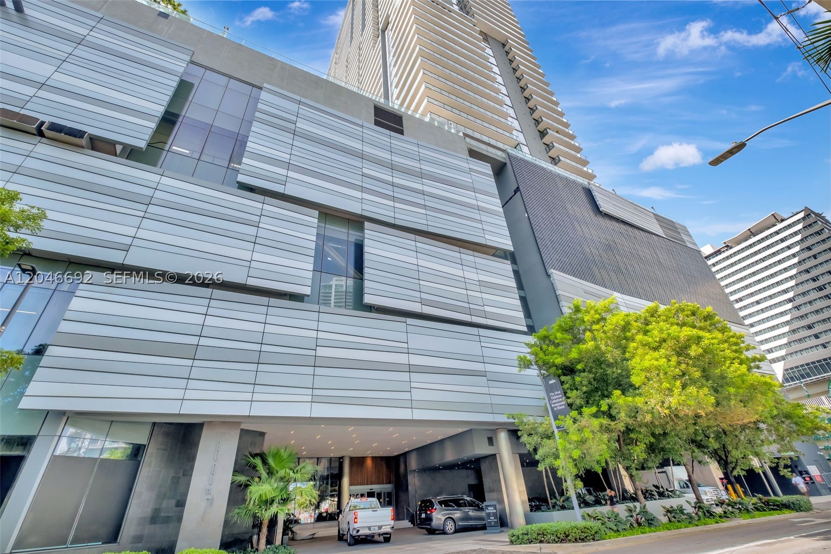 RISE CONDO - Residential