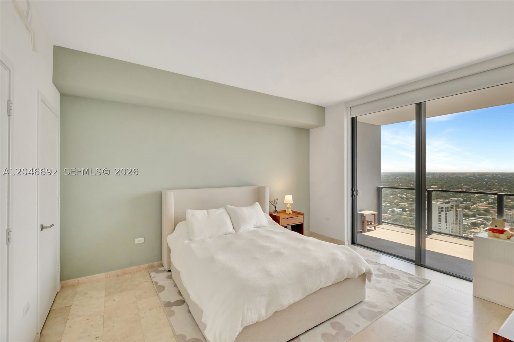 RISE CONDO - Residential
