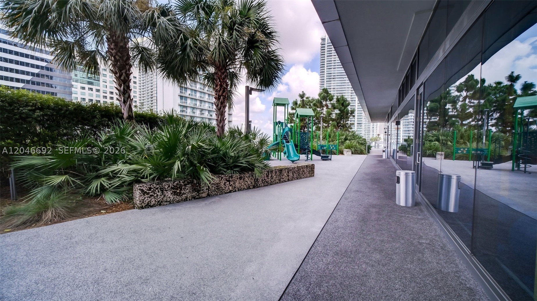 RISE CONDO - Residential