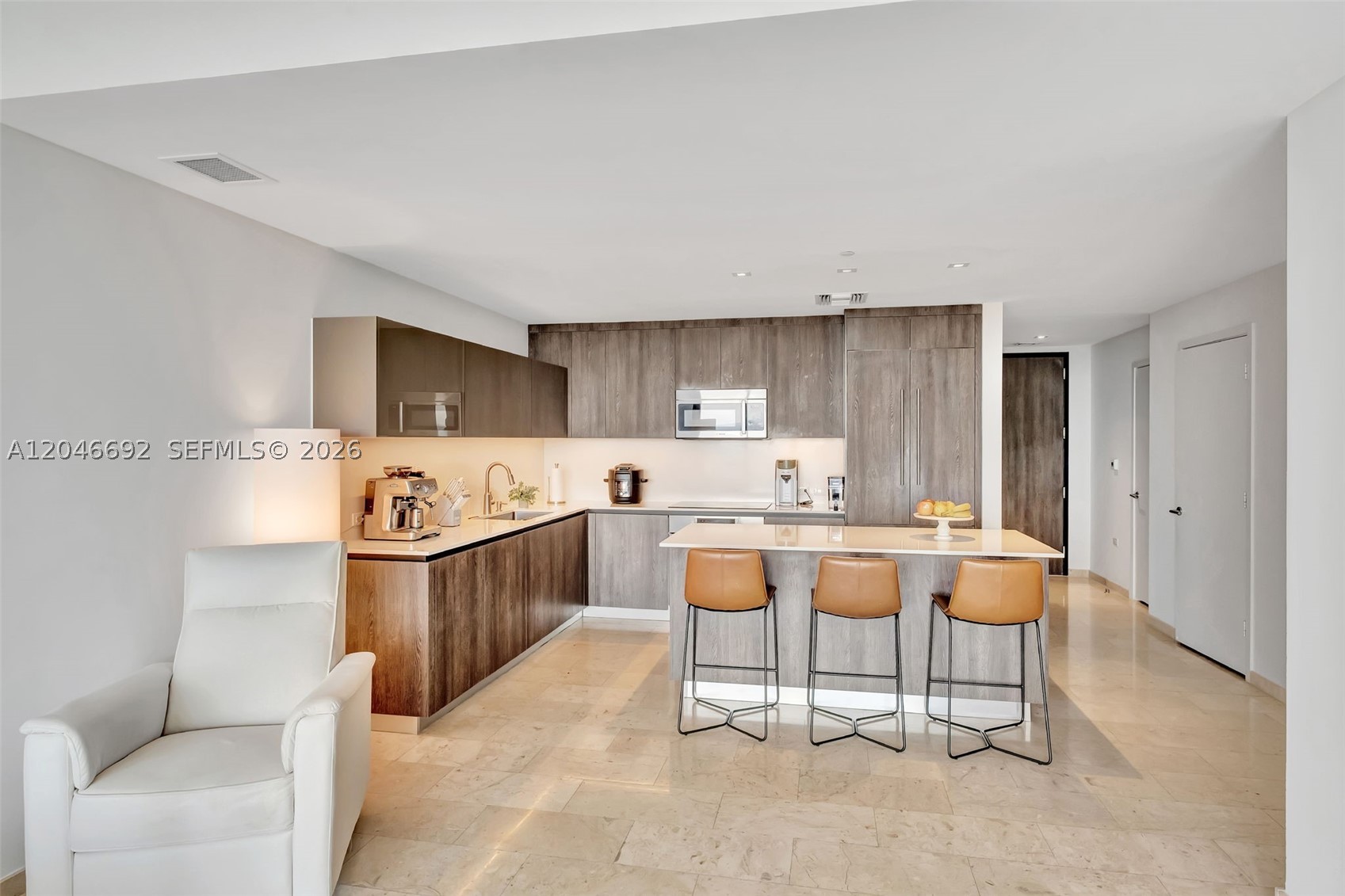 RISE CONDO - Residential