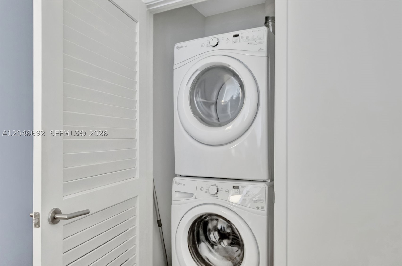 RISE CONDO - Residential
