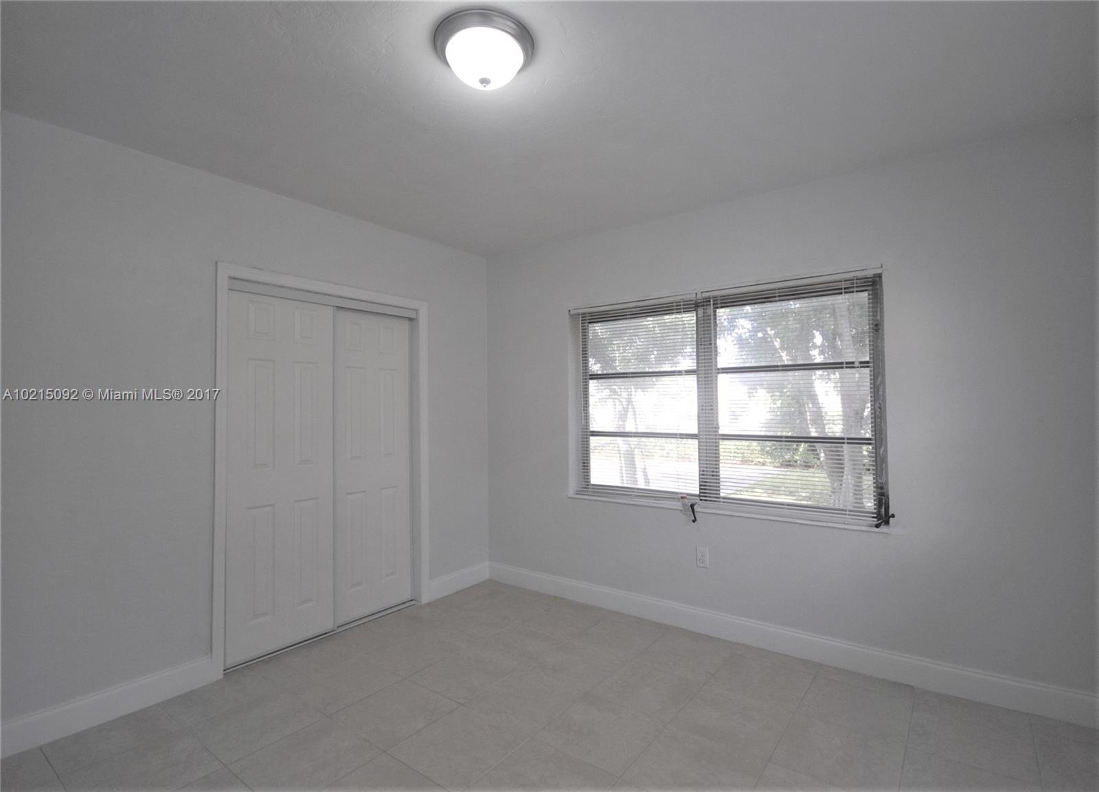 7 53 42 - Residential Lease