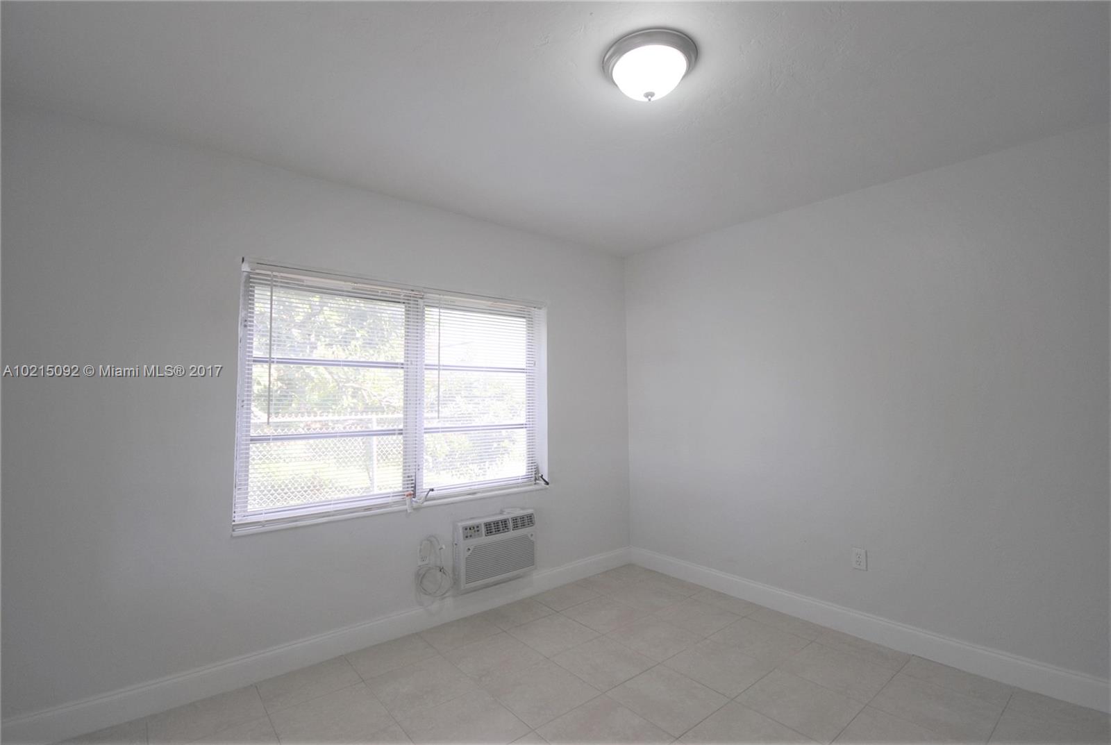 7 53 42 - Residential Lease