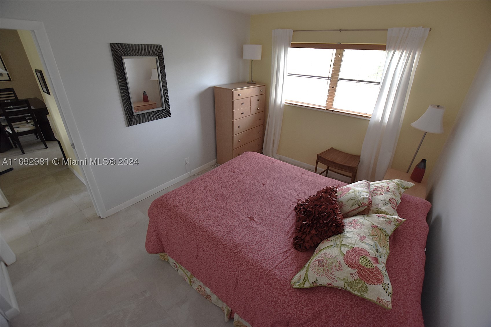 CRESTHAVEN VILLAS CONDO 2 - Residential