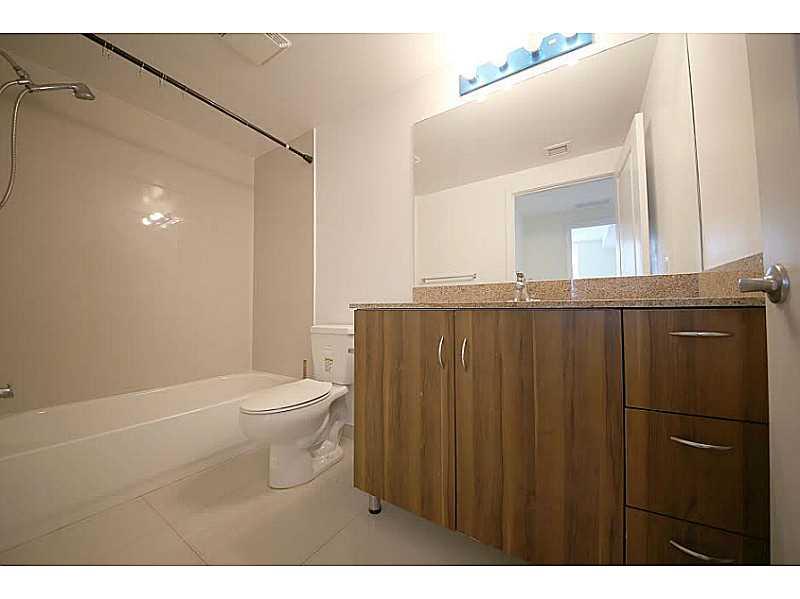 23 BISCAYNE BAY - Residential Lease