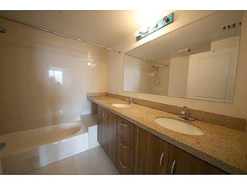 23 BISCAYNE BAY - Residential Lease
