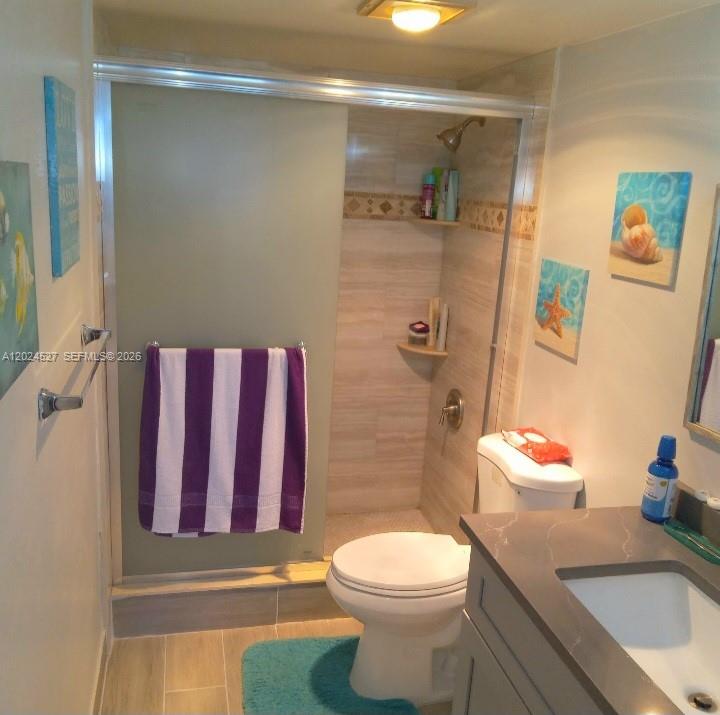 INVERWOOD CONDO - Residential Lease