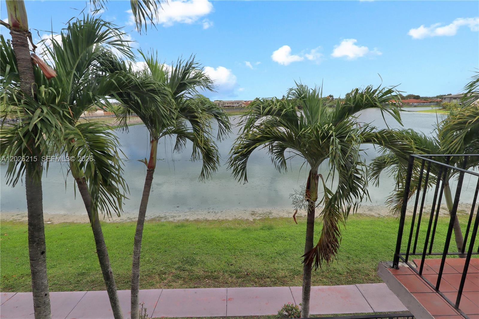 PLAYA LAGO CONDO PH II - Residential Lease