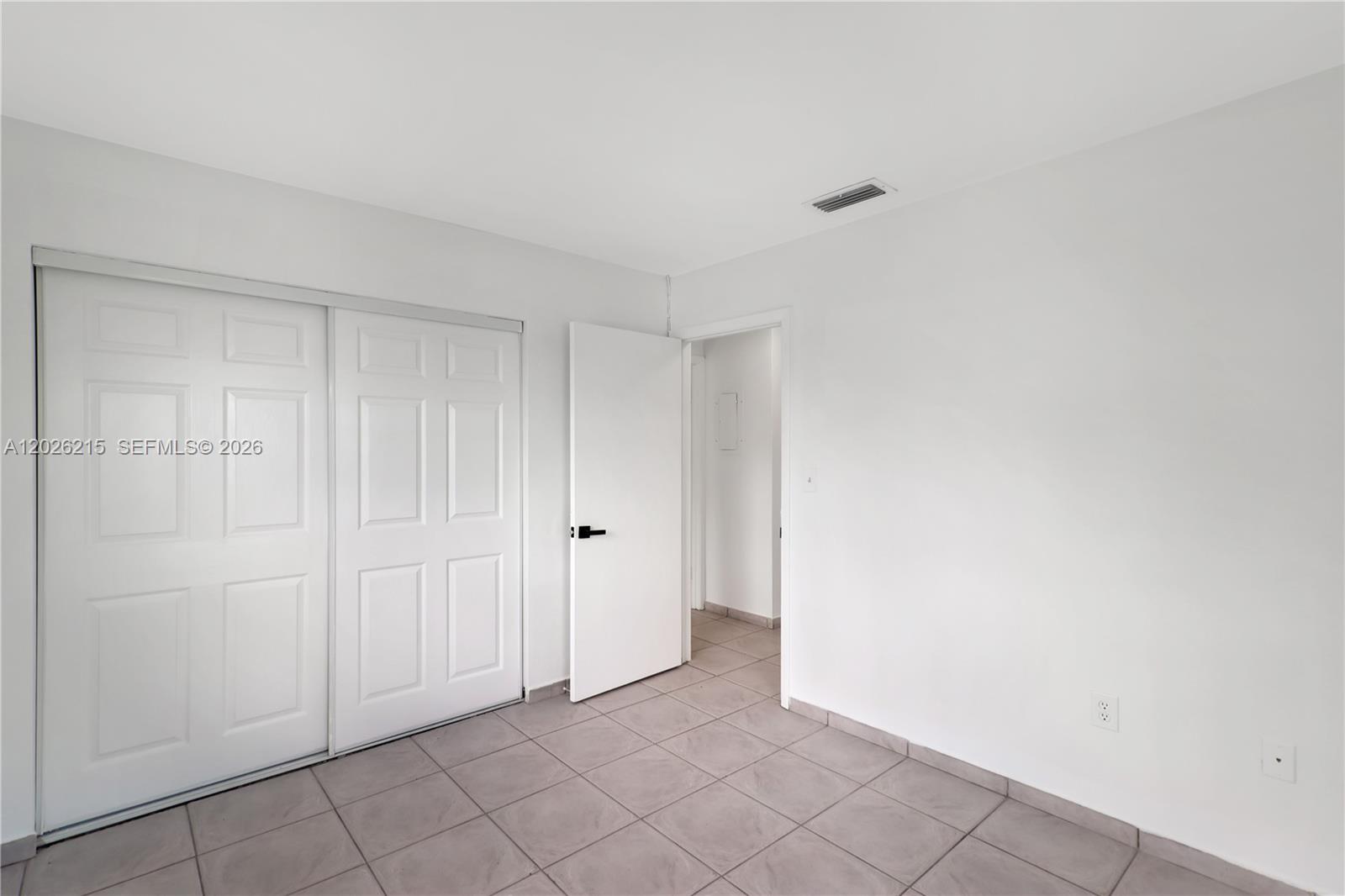 PLAYA LAGO CONDO PH II - Residential Lease