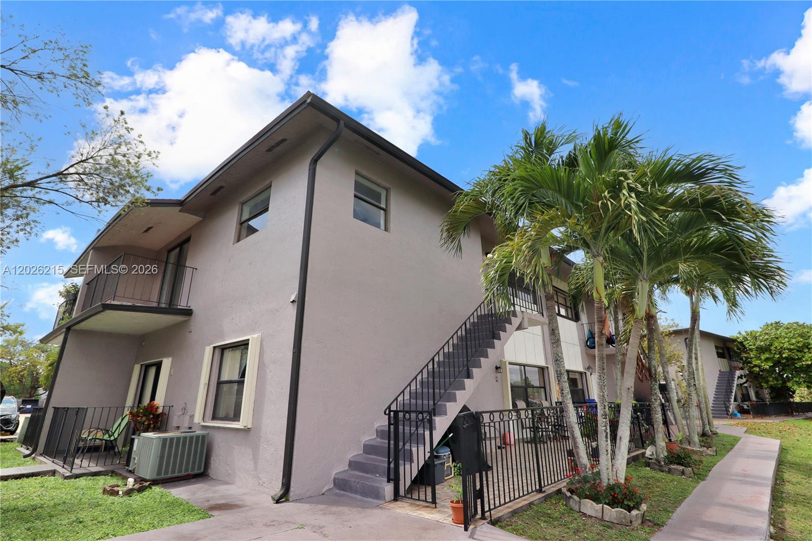 PLAYA LAGO CONDO PH II - Residential Lease