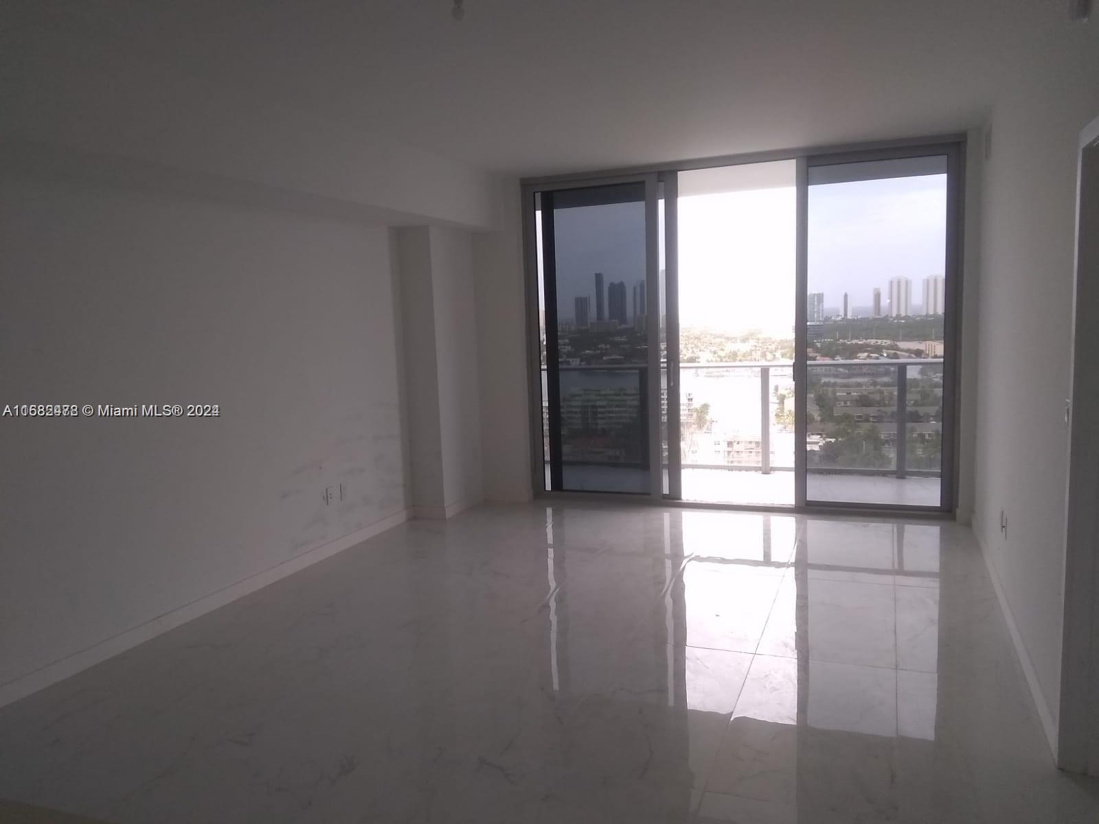 The Harbour South Condo - Residential