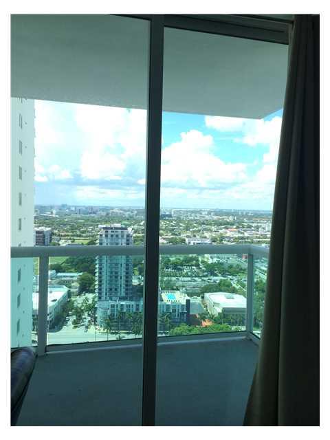 1800 CLUB CONDO - Residential Lease