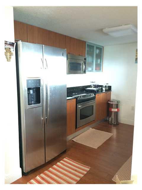 1800 CLUB CONDO - Residential Lease