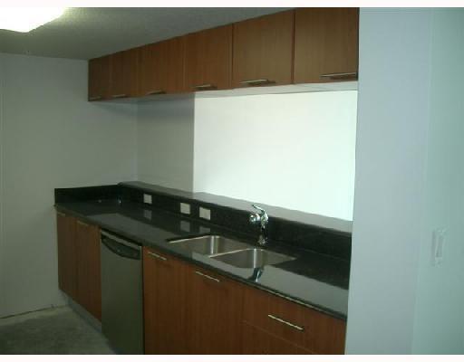 1800 CLUB CONDO - Residential Lease