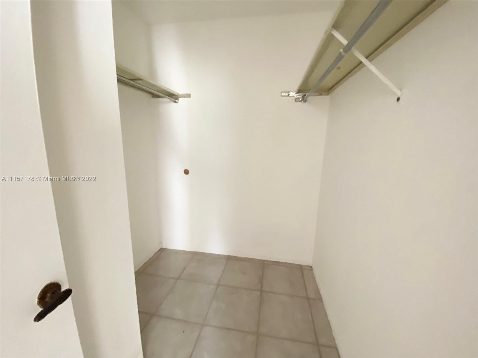 PINEBARK CONDO NO 1 - Residential Lease
