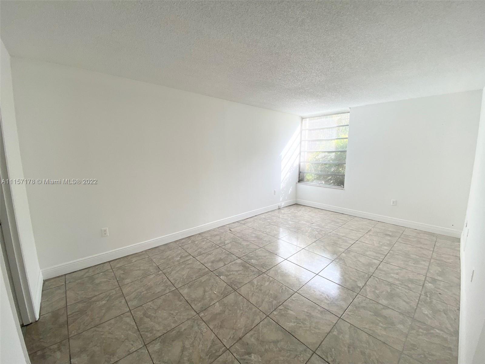 PINEBARK CONDO NO 1 - Residential Lease