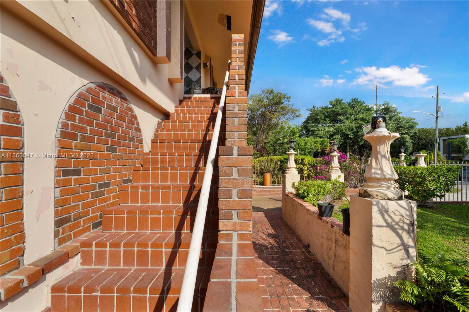 HOLLEMAN PARK - Residential
